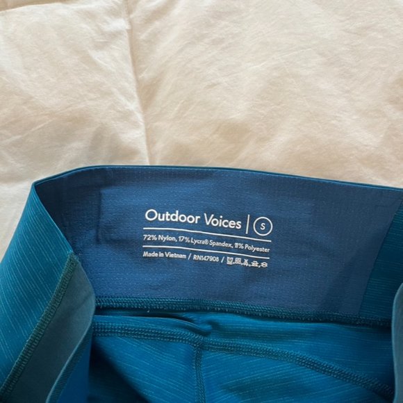 Outdoor Voices 7/8 Zoom Leggings - blue - Picture 3 of 3